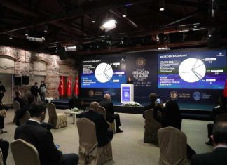 Mentor eşleşmesine ödül vereceklerini anlattı.