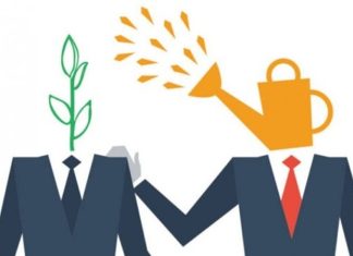 Mentorluk, bilgi ve deneyimin yeni nesillere aktarılmasını sağlayan en önemli gelişim araçlarından biri olarak öne çıkıyor. Özellikle girişimcilik, kariyer planlaması, liderlik gelişimi ve kurumsal dönüşüm süreçlerinde etkili olan mentor programları, günümüz iş dünyasının vazgeçilmez uygulamalarından biri haline geldi. Değişen teknoloji, uzaktan çalışma modelleri ve dijital iletişim araçlarının yaygınlaşmasıyla birlikte mentorluk anlayışı da dönüşüm geçiriyor. Uzmanlar, gelecekte mentorluk programlarının daha erişilebilir, veri odaklı ve kişiselleştirilmiş bir yapıya kavuşacağını öngörüyor. Konulu bir haber görseli.