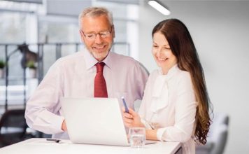 Mentorların Başarı Ölçütleri Günümüz iş dünyasında ve girişimcilik ekosisteminde mentorluk kavramı her geçen gün daha fazla önem kazanıyor. Deneyim aktarımını temel alan bu süreç, bireylerin kariyer yolculuklarında daha bilinçli adımlar atmalarını sağlarken, şirketlerin ve girişimlerin de sürdürülebilir büyümesine katkı sunuyor. Ancak başarılı bir mentorluk ilişkisinin yalnızca bilgi paylaşımından ibaret olmadığı biliniyor. Bu noktada hem mentorların hem de mentorluk programlarının etkinliğini değerlendirmek için çeşitli başarı ölçütleri öne çıkıyor. Konulu bir haber görseli.