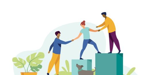 Mentorluk Sürecinde Hedef Belirleme Mentorluk Sürecinde Hedef Belirleme, bireyin kişisel ve profesyonel gelişim yolculuğunda başarıya ulaşmasını sağlayan en önemli aşamalardan biri olarak öne çıkıyor. Doğru belirlenmiş hedefler, mentor ile mentee arasındaki iletişimi güçlendirirken gelişim sürecinin daha planlı ilerlemesine de katkı sağlıyor. Belirsiz hedefler yerine ölçülebilir ve uygulanabilir amaçların oluşturulması, mentorluk sürecinin verimini önemli ölçüde artırıyor. Konulu bir haber görseli.