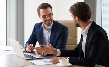 Mentorluk programları, bireylerin ve kurumların gelişim süreçlerinde giderek daha stratejik bir rol üstleniyor. Ancak bu programların gerçekten ne kadar etkili olduğunu anlamak, yalnızca katılım sayıları veya yüzeysel geri bildirimlerle mümkün olmuyor. Bu noktada başarı ölçümü, mentorluk süreçlerinin değerini ortaya koyan en kritik unsurlardan biri haline geliyor. Konulu bir haber görseli.