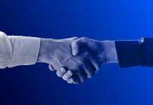 Günümüzde bireylerin kariyerlerinde ve özel yaşamlarında daha başarılı olabilmeleri için sürekli öğrenmeye ve gelişime açık olmaları büyük önem taşıyor. Değişen iş dünyası, artan rekabet koşulları ve teknolojik dönüşüm, insanların yalnızca mesleki bilgiye değil aynı zamanda güçlü kişisel becerilere de sahip olmasını gerektiriyor. Bu noktada mentorluk, bireylerin potansiyellerini ortaya çıkarmalarına yardımcı olan önemli bir gelişim aracı olarak öne çıkıyor. Konulu bir haber görseli.